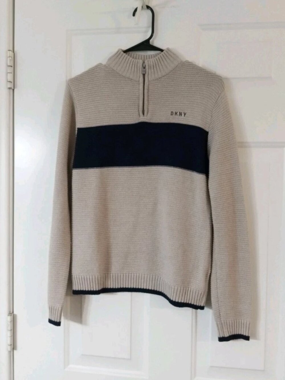 DKNY Boys Lg 1/4 Zip Beige And Navy Blue Ribbed Knit Pullover Mock Neck Sweater